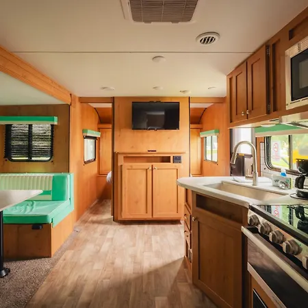 Pine Creek Cabins & Camping Resort-2